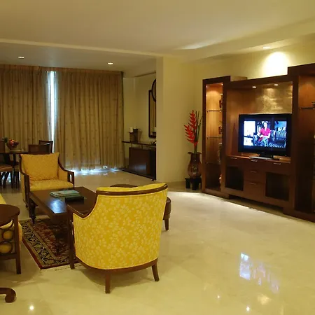 The Lalit Temple View Hotel Khajurāho Exterior photo